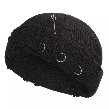 Downtown Metal Rings Short Docker Beanie